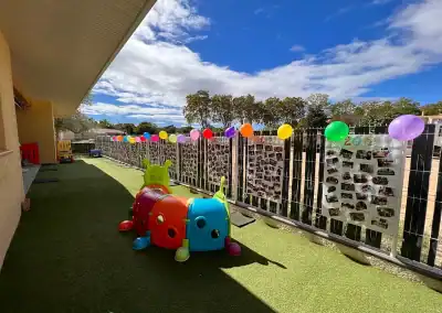 Jardin clôturé de la MAM de Saint-Marcel